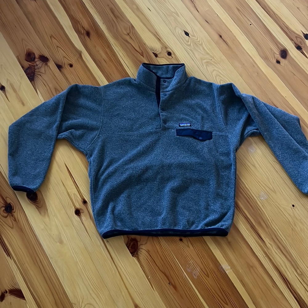 Grey Patagonia Synchilla Pull Over